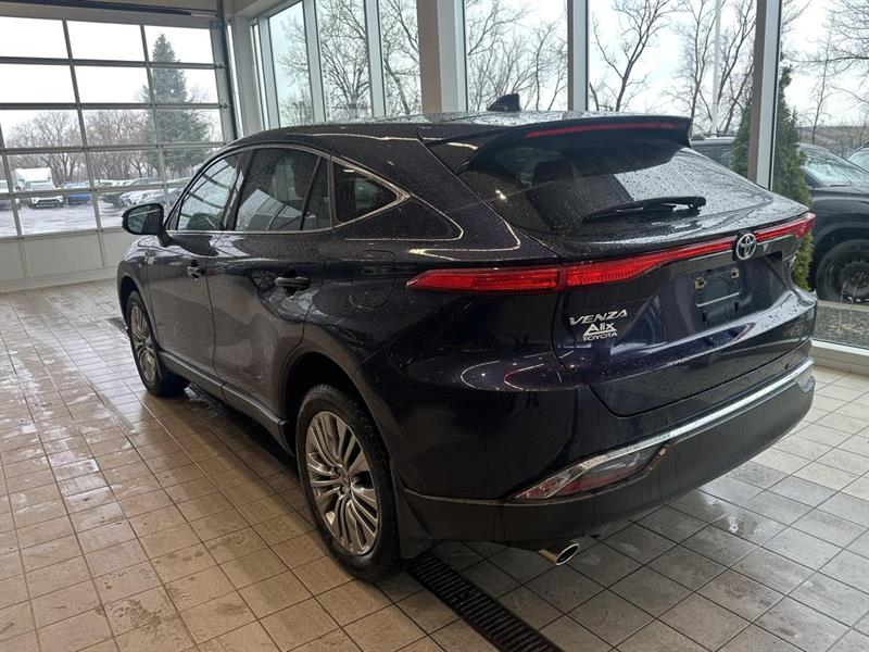toyota Venza 2023 - 6
