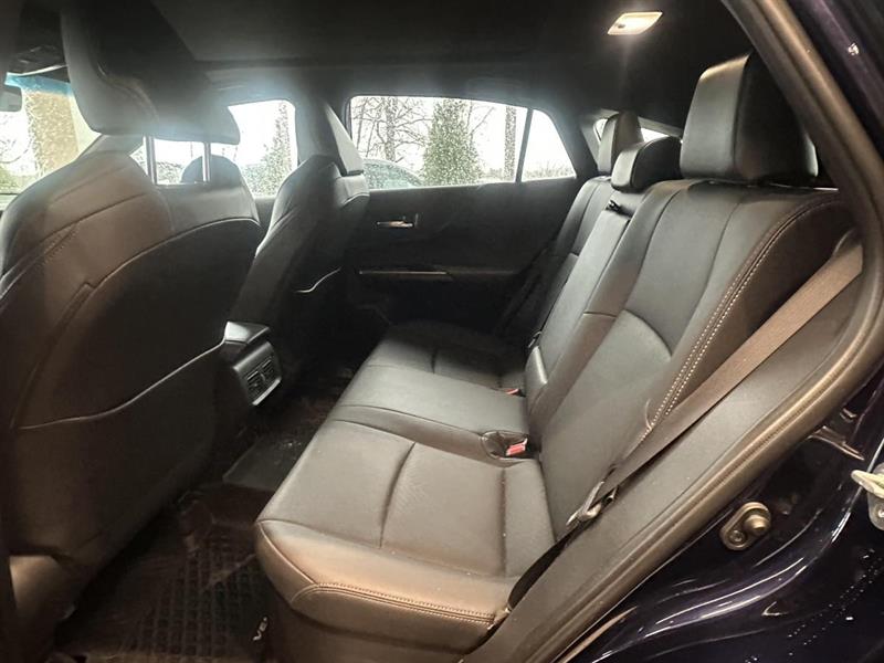 toyota Venza 2023 - 10