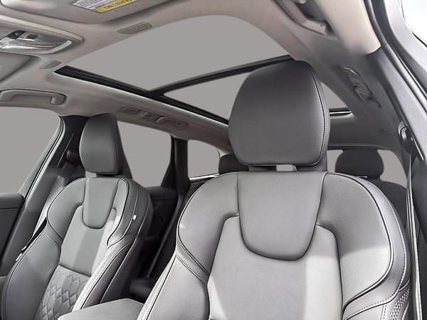 volvo XC60 2026 - 10