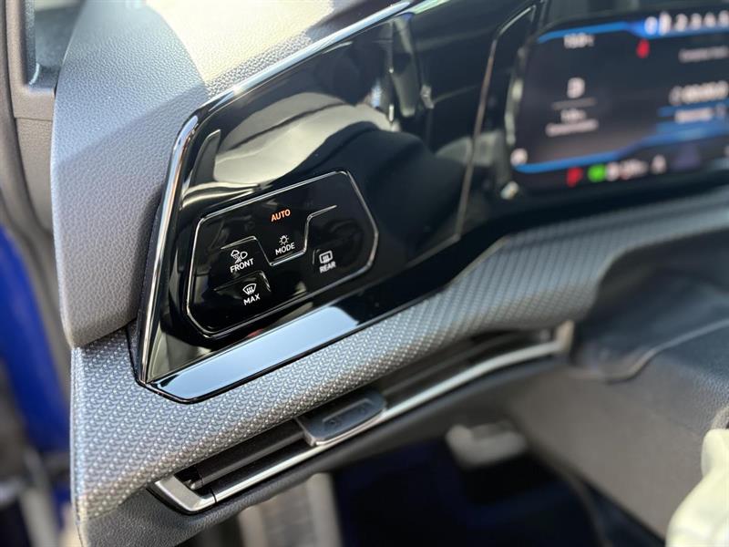 volkswagen Golf R 2022 - 11