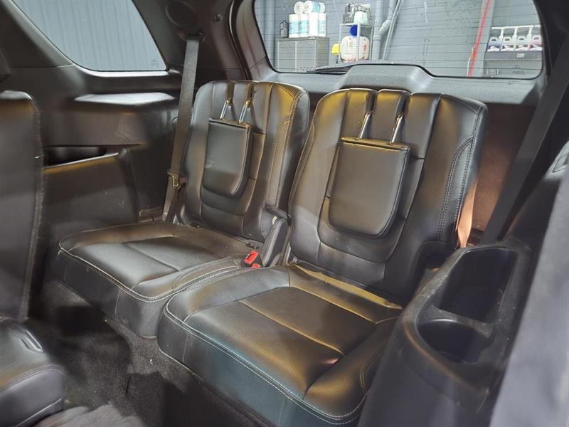 ford Explorer 2016 - 14