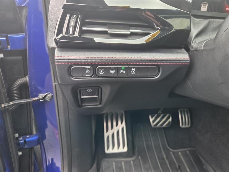 acura MDX 2023 - 12