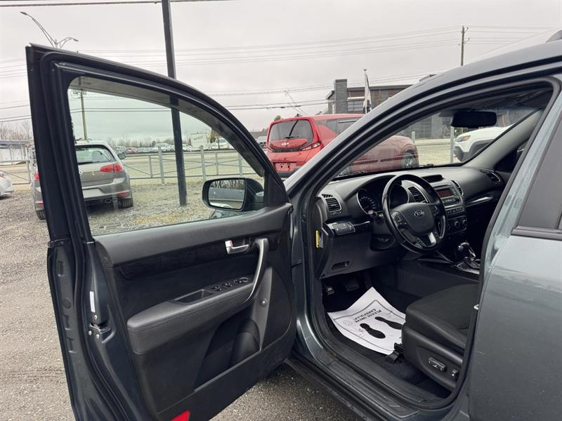 kia Sorento 2014 - 12