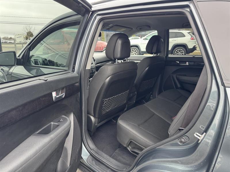 kia Sorento 2014 - 22