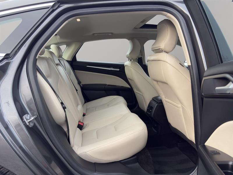 ford Fusion 2018 - 16