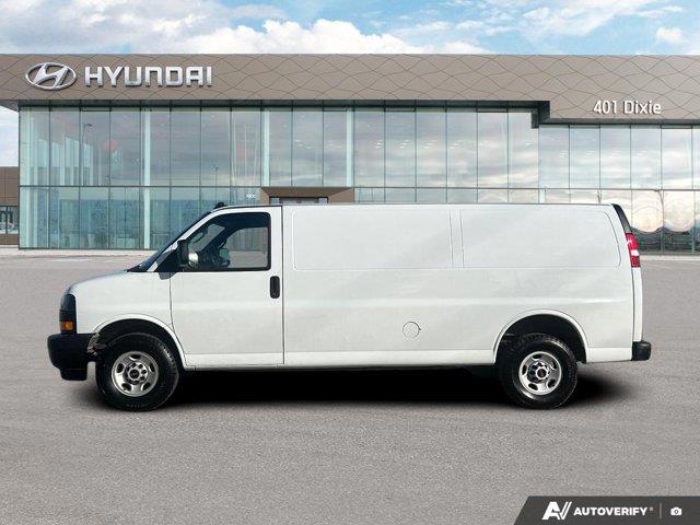 gmc Savana Cargo Van 2023 - 2