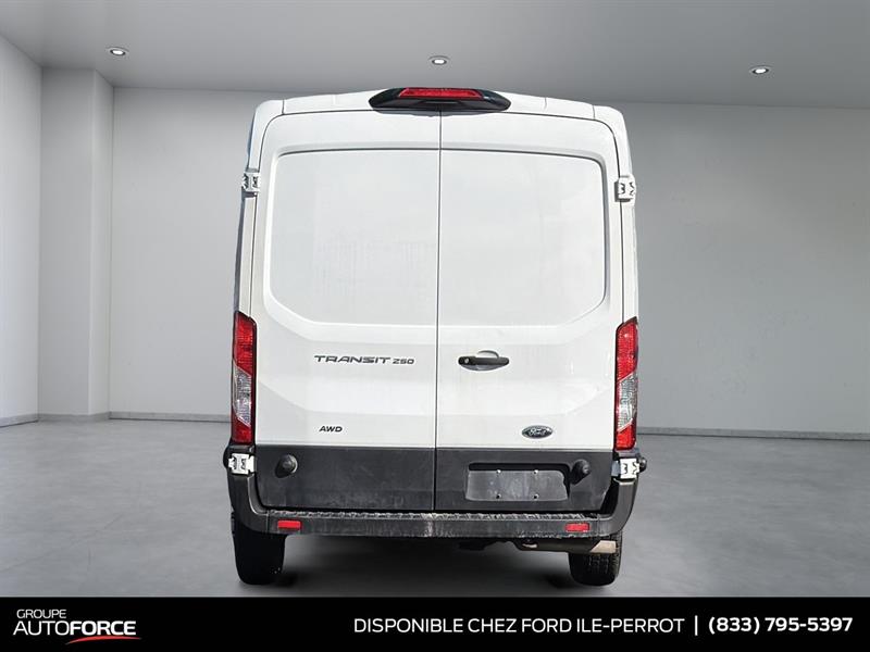 ford Transit fourgon utilitaire 2024 - 3