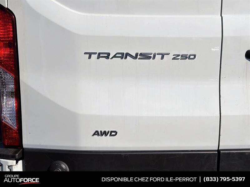 ford Transit fourgon utilitaire 2024 - 9