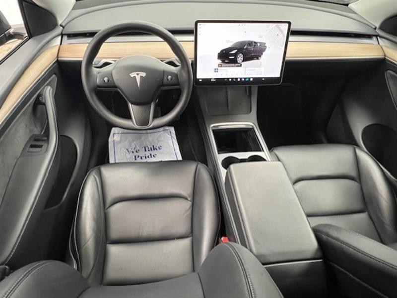 tesla Model Y 2024 - 13