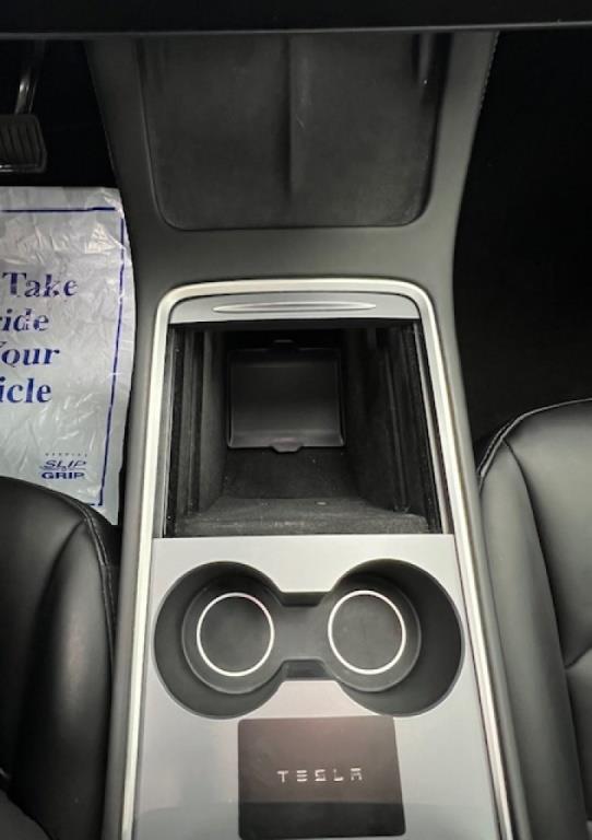 tesla Model Y 2024 - 20