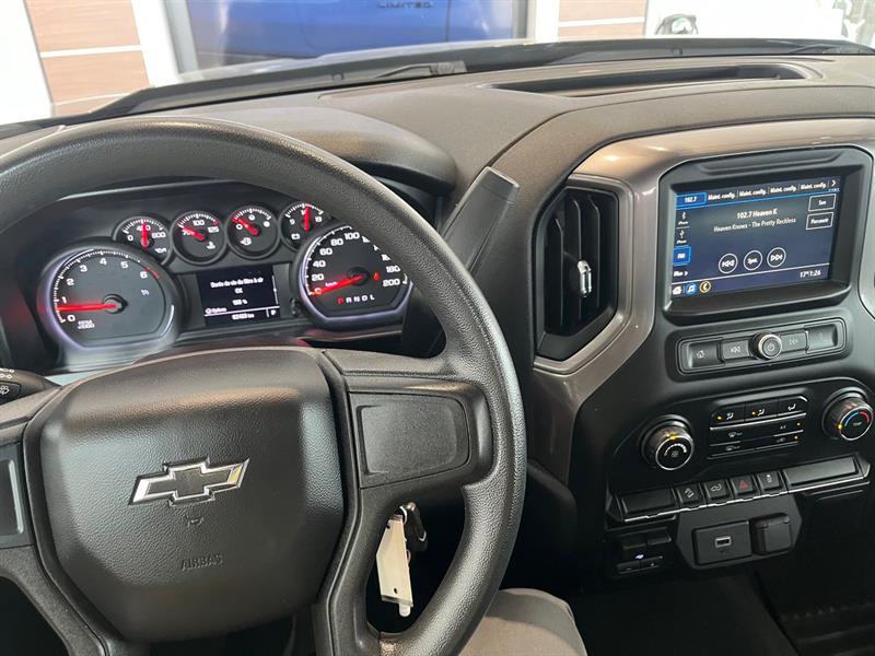 chevrolet Silverado 1500 2019 - 12