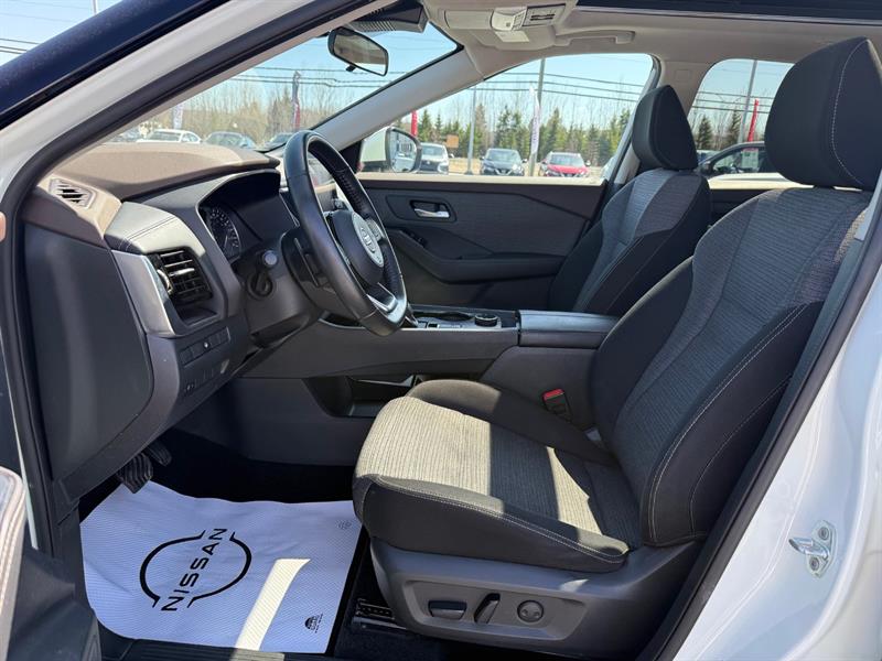 nissan Rogue 2021 - 17