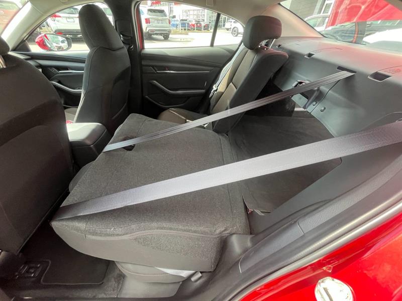 mazda Mazda3 2024 - 33
