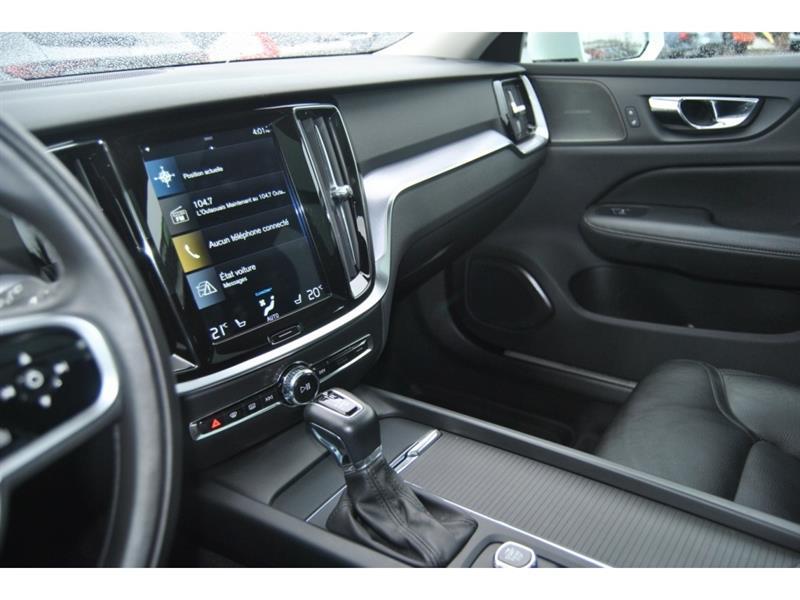 2020 Volvo V60 - Image 16