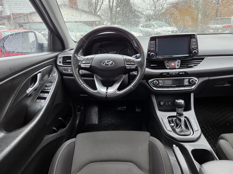 2018 Hyundai Elantra - Image 14