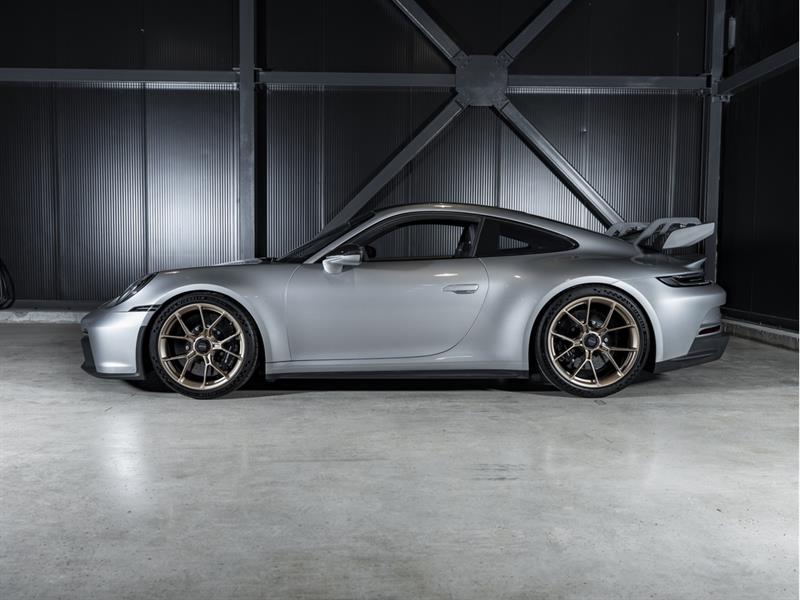 porsche 911 2024 - 2
