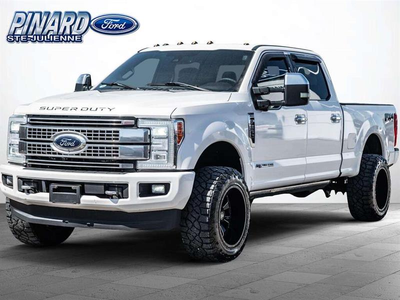 2017 Ford F-350 Super Duty Platinum Crew Cab 4WD