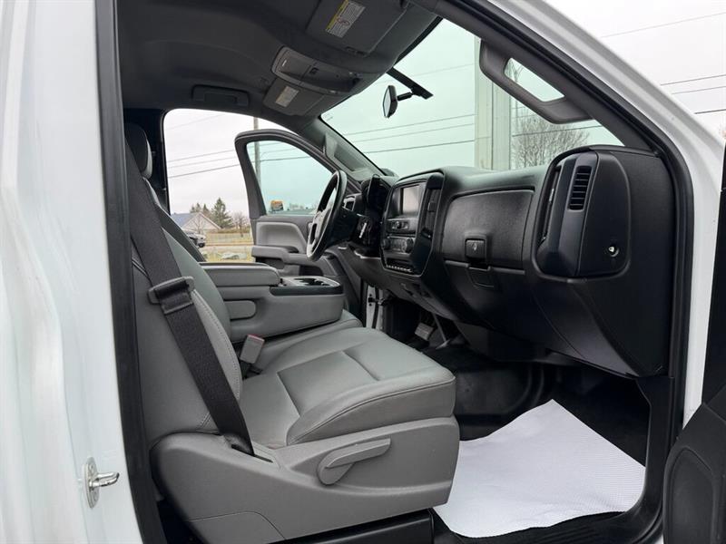 chevrolet Silverado 2020 - 23