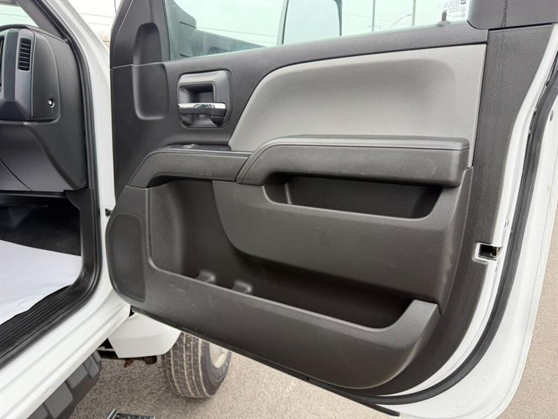 chevrolet Silverado 2020 - 24