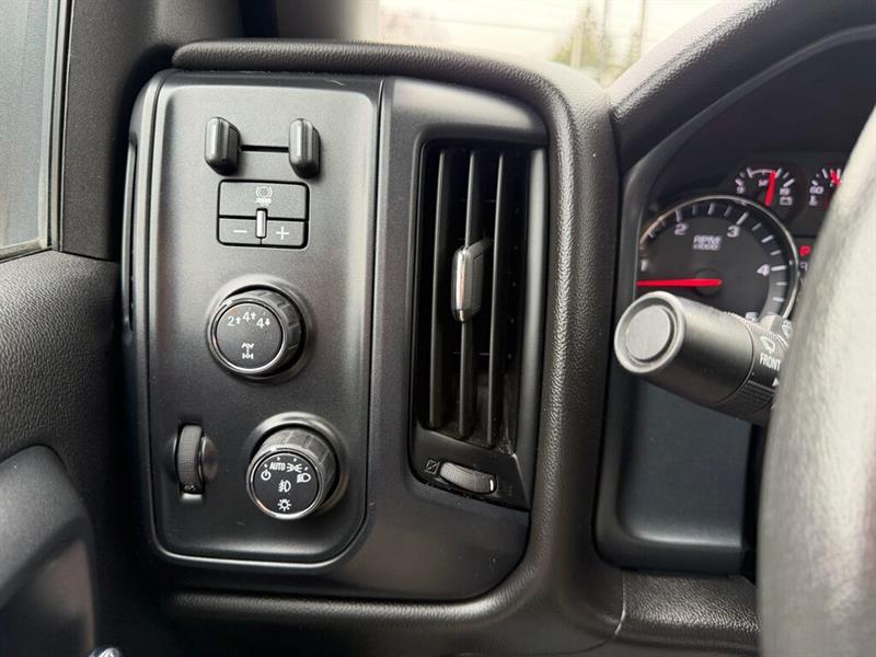 chevrolet Silverado 2020 - 36