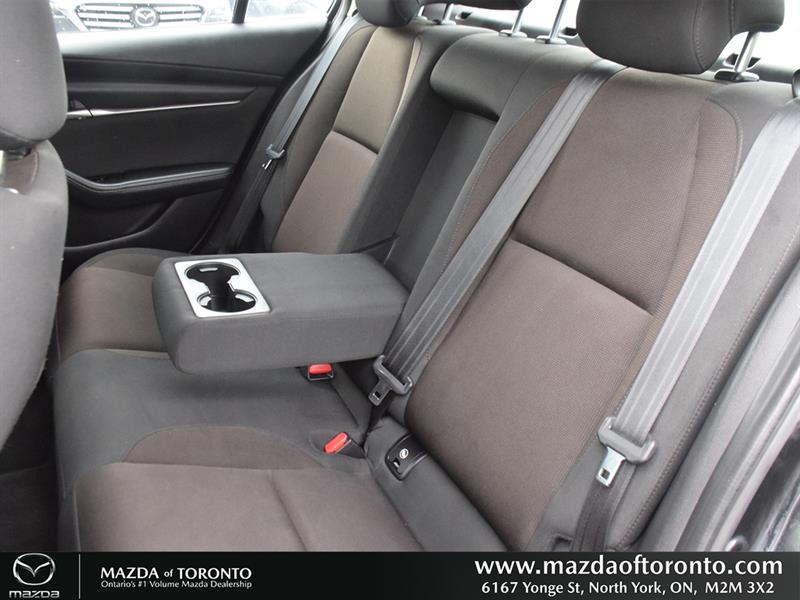 mazda Mazda3 2021 - 13