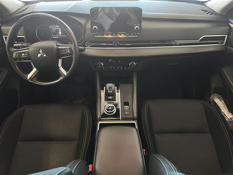 mitsubishi OUTLANDER SE 2022 - 7