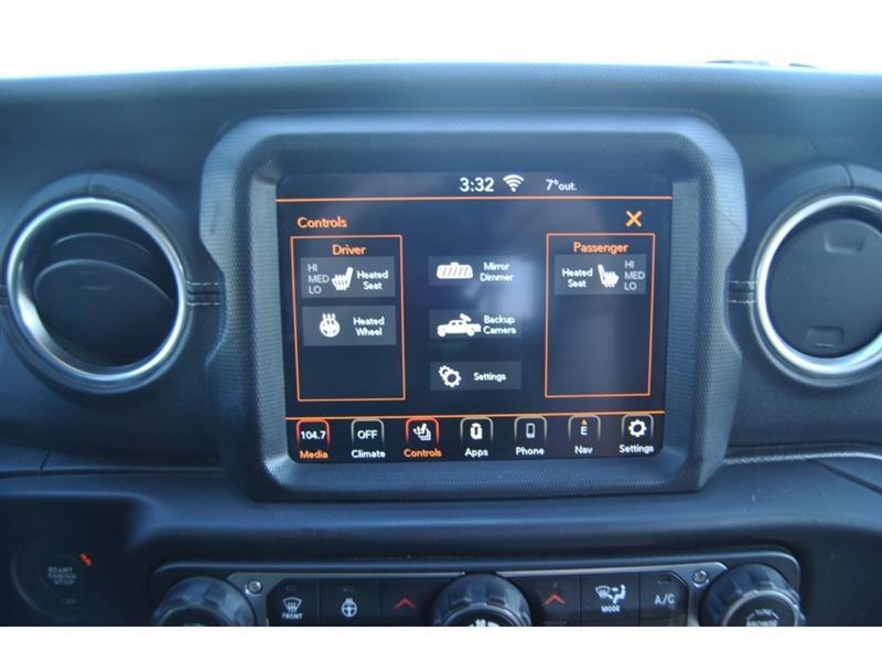 2020 Jeep Gladiator - Image 18