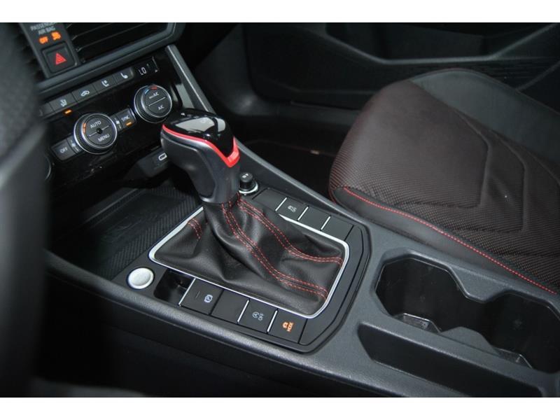 2024 Volkswagen Jetta - Image 20