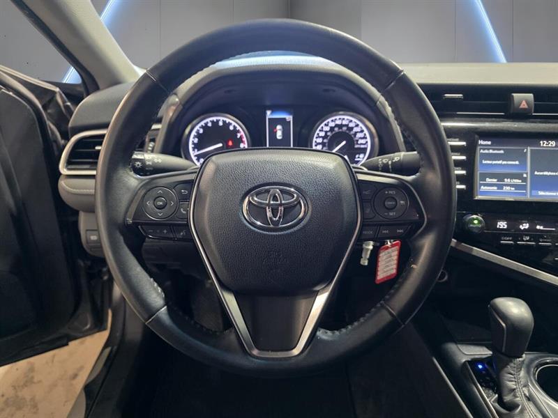 toyota Camry 2018 - 11