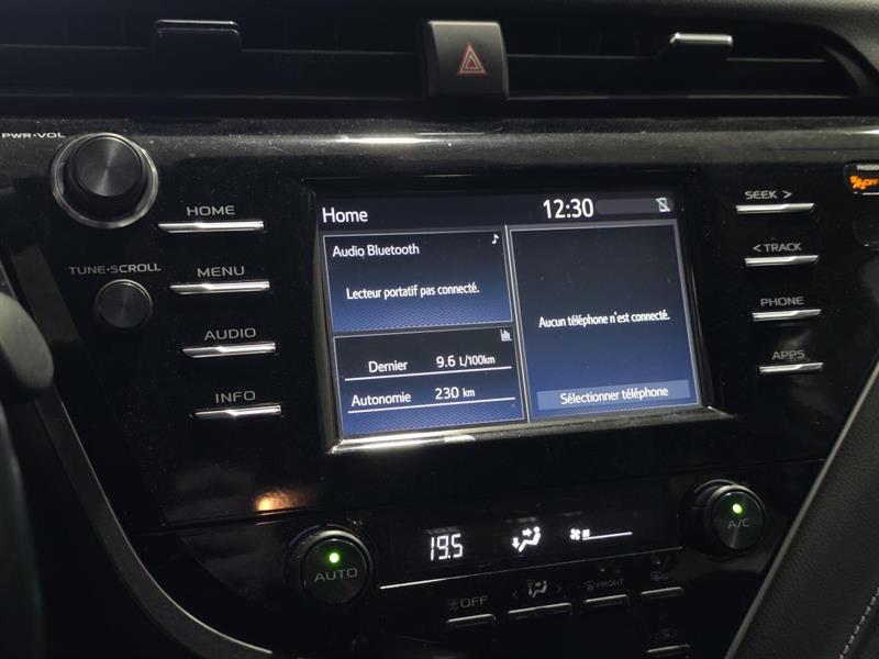 toyota Camry 2018 - 16