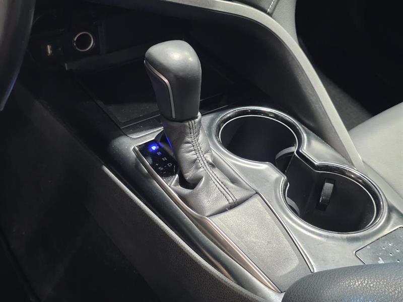 toyota Camry 2018 - 18
