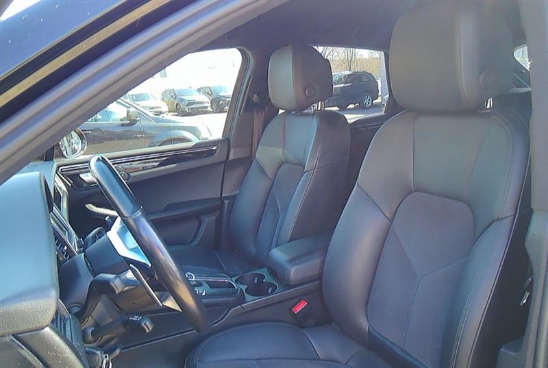 Porsche Macan 17