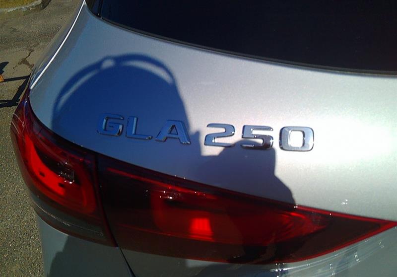 mercedes-benz GLA 2023 - 13
