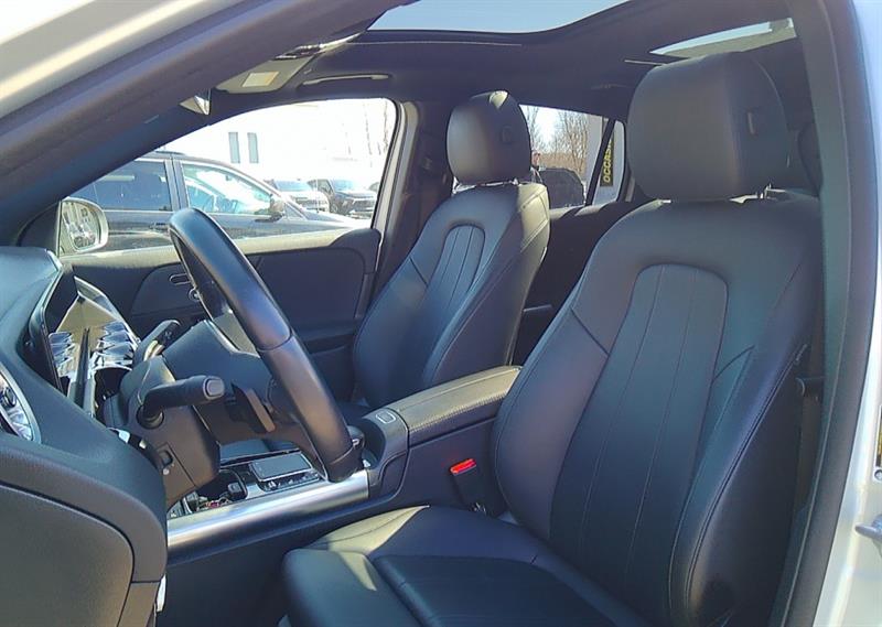 mercedes-benz GLA 2023 - 18