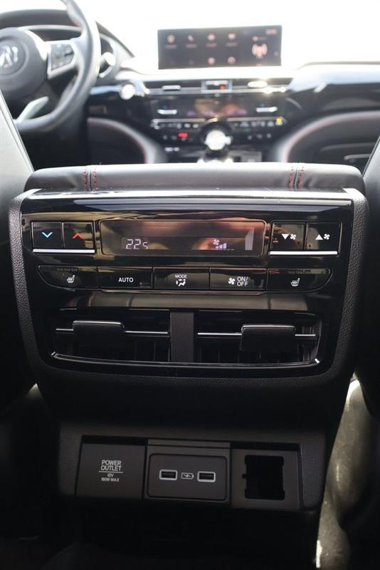 acura MDX 2024 - 18