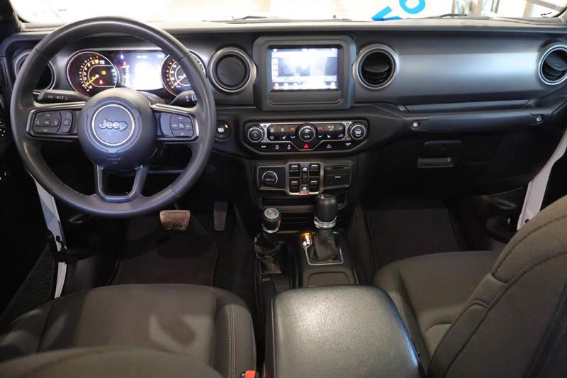 jeep Gladiator 2023 - 13