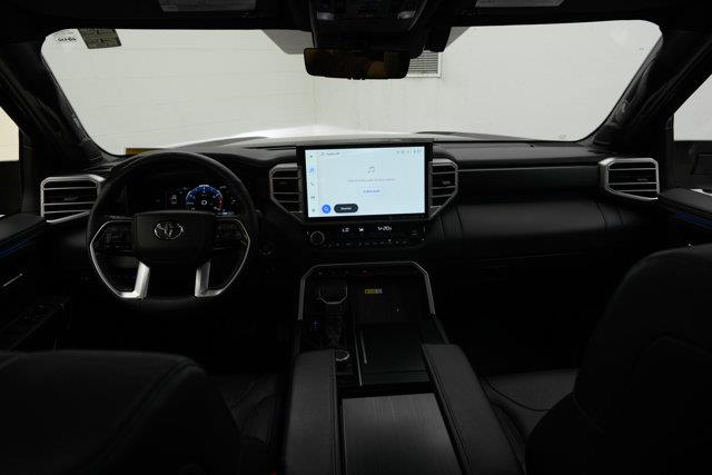 toyota Tundra 2022 - 33