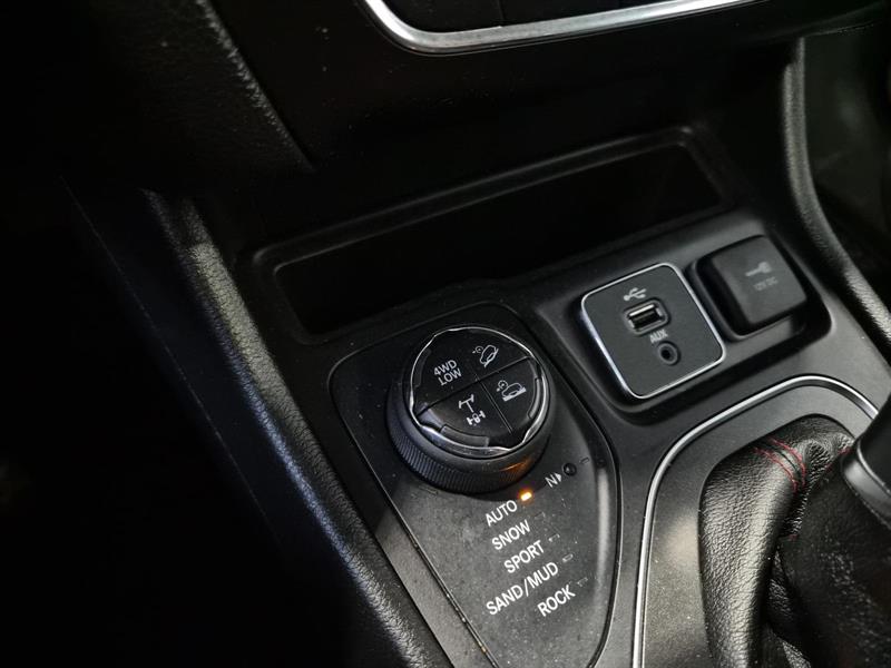jeep Cherokee 2019 - 23