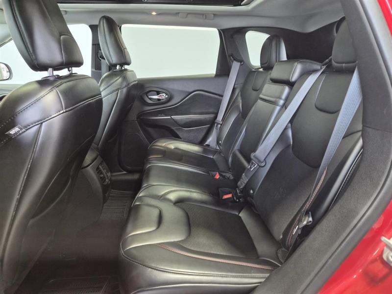 jeep Cherokee 2019 - 24