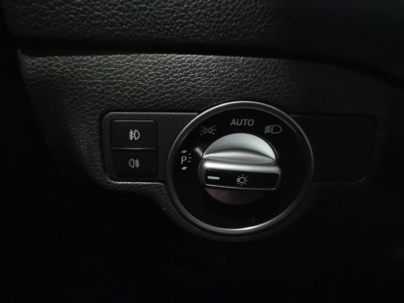 mercedes-benz GLA-Class 2019 - 16