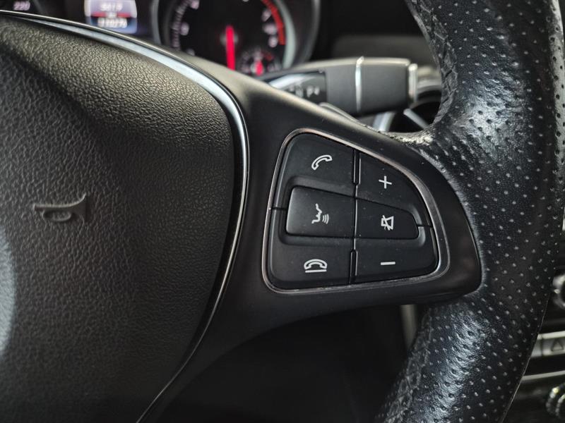 mercedes-benz GLA-Class 2019 - 18