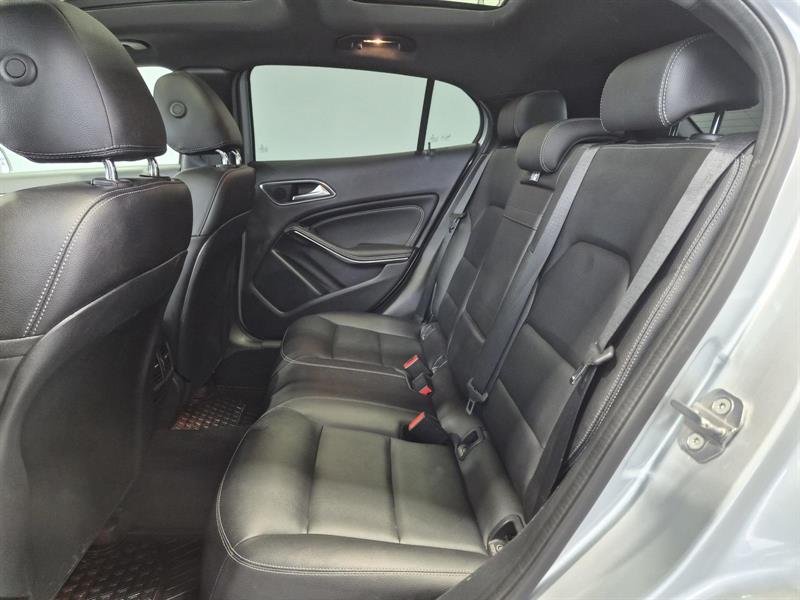mercedes-benz GLA-Class 2019 - 26
