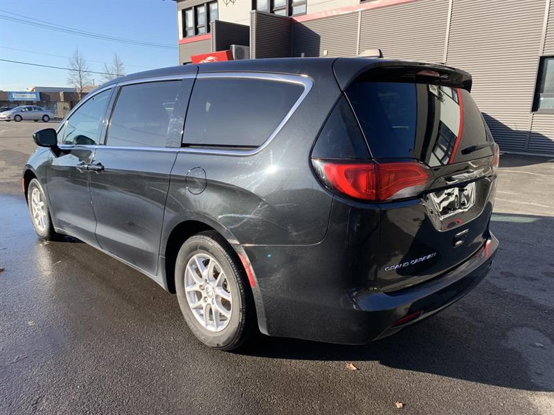chrysler Grand Caravan 2023 - 7