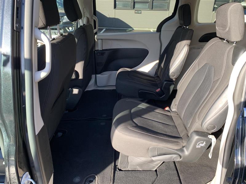 chrysler Grand Caravan 2023 - 12