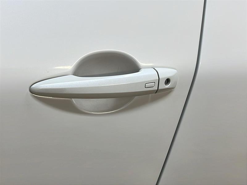 nissan Rogue 2023 - 25
