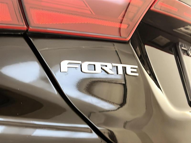 kia Forte 2024 - 22