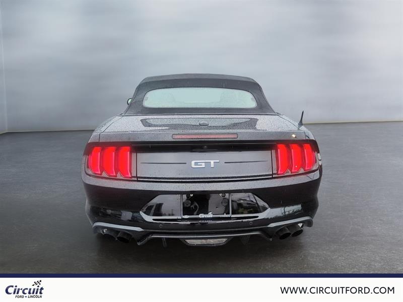 ford Mustang 2022 - 4