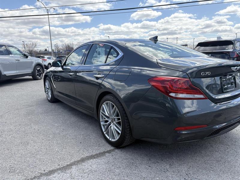genesis G70 2021 - 12