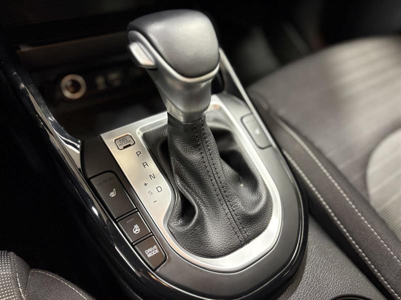 kia Forte5 2021 - 13