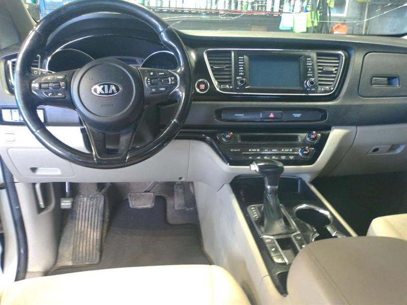 kia Sedona 2019 - 9